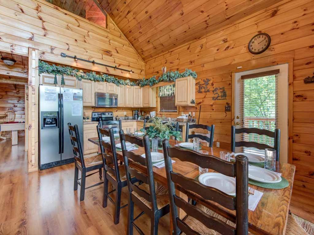 Our Mountain Getaway Villa Sevierville Exterior photo