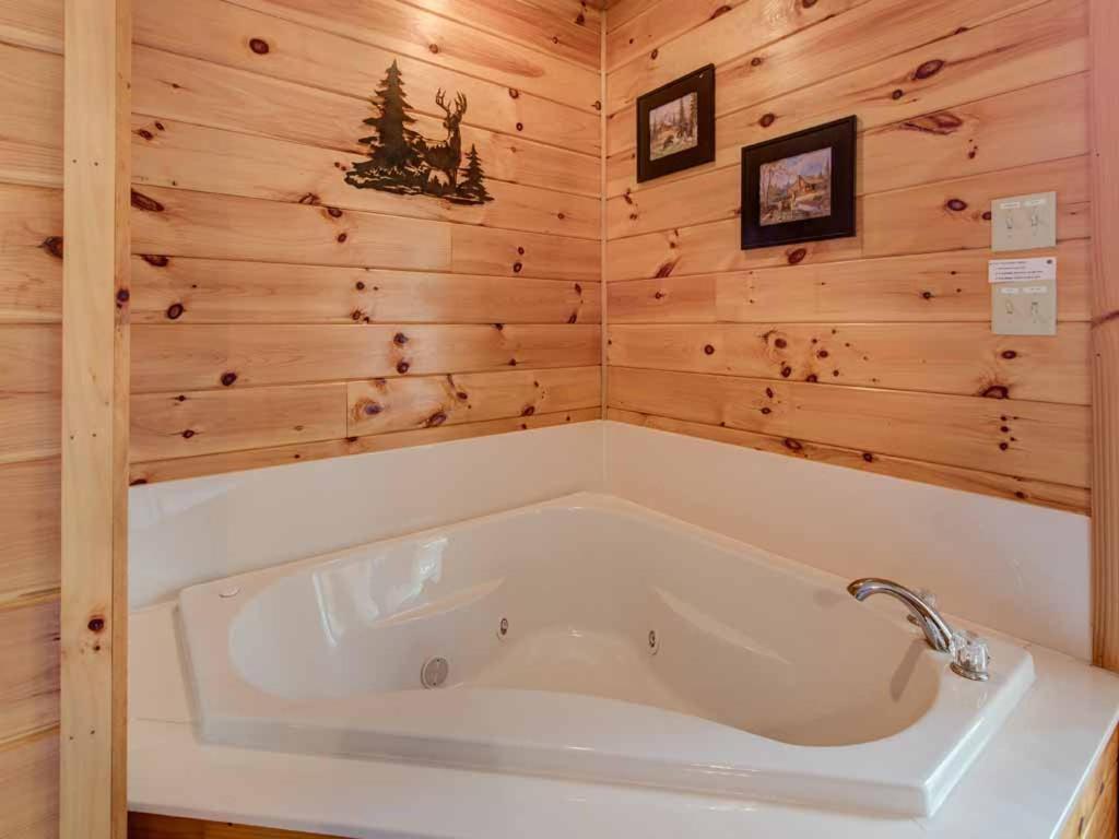 Our Mountain Getaway Villa Sevierville Exterior photo